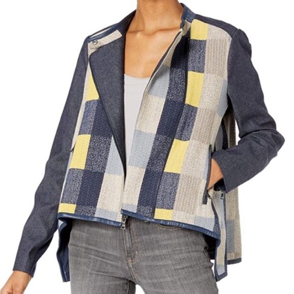 BCBGMaxAzria Jackets & Blazers - EUC BCBG Maxazria Jacket